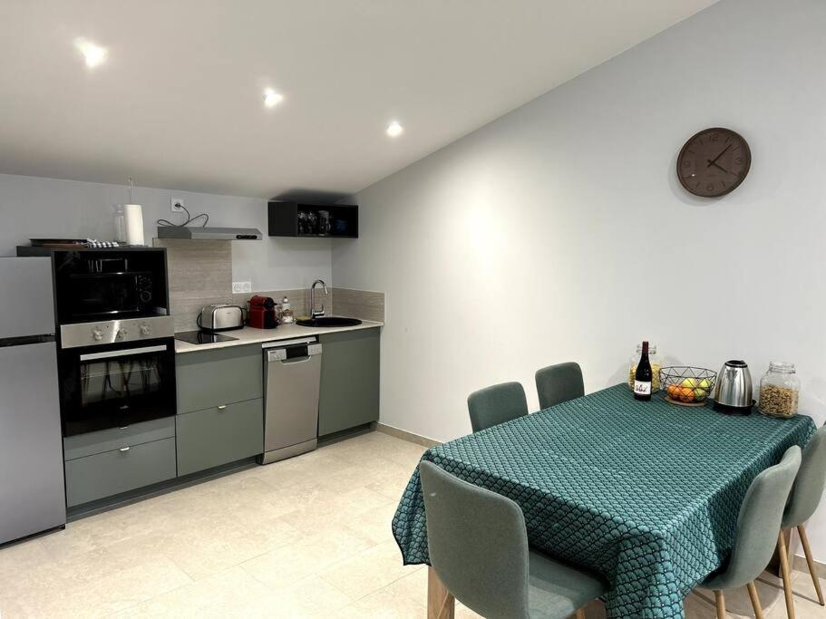 Le Cosy Grenier De Pauline Et Flo Apartment Cessenon-sur-Orb Екстериор снимка